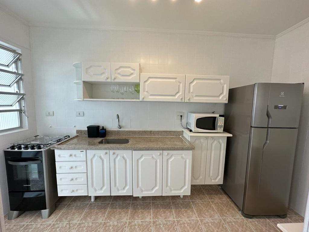 Apartment Ap 1! Super Aconchegante, Apenas 250 Metros Da Da Enseada! Guaruja